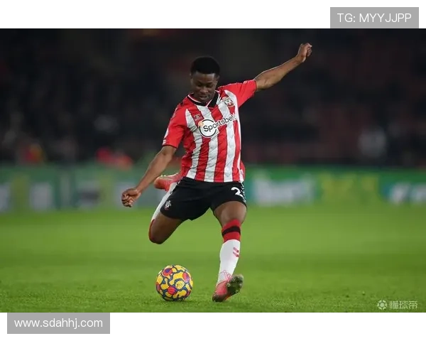 奥斯梅恩持续提升，带领球队追逐荣耀的奋斗旅程值得关注