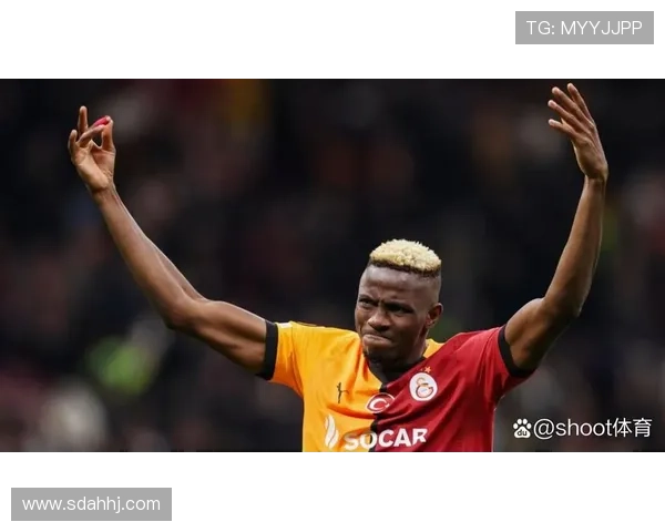 奥斯梅恩与努涅斯：冲击型中锋的战术路径对比分析